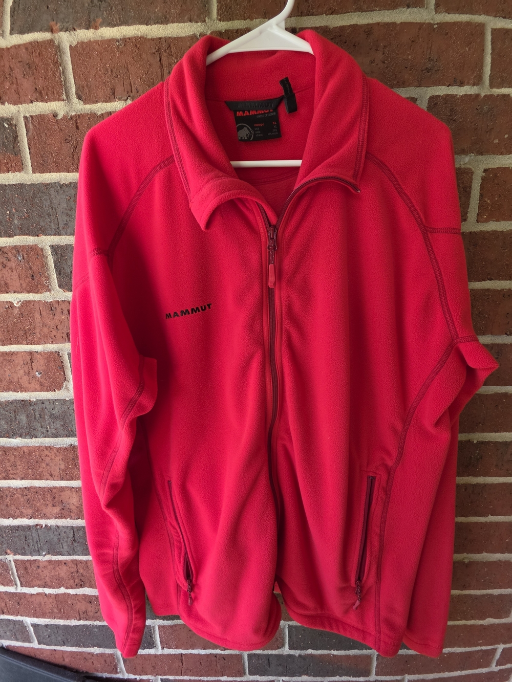 Mammut Men's Bright Red Full-Zip Performance Fleece Jacket
